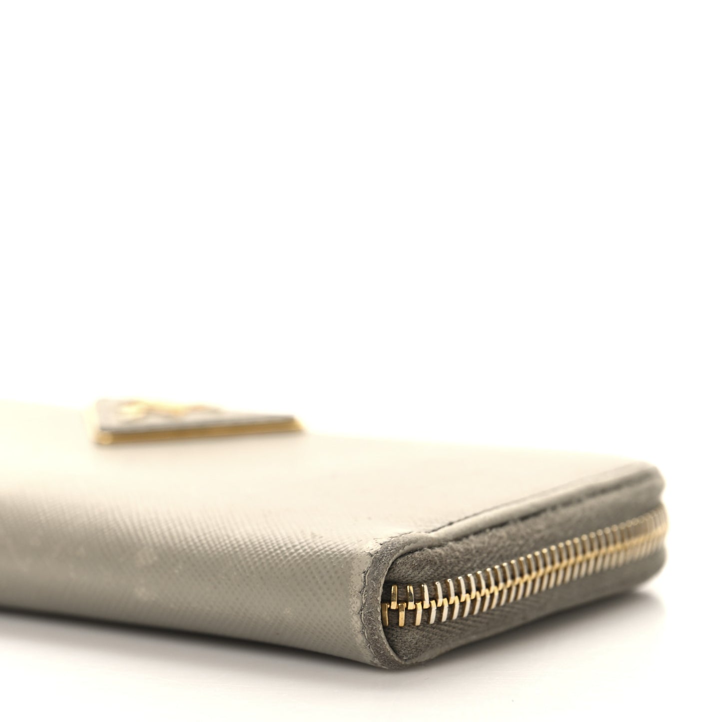 Saffiano Triangle Half Zip Wallet Pomice