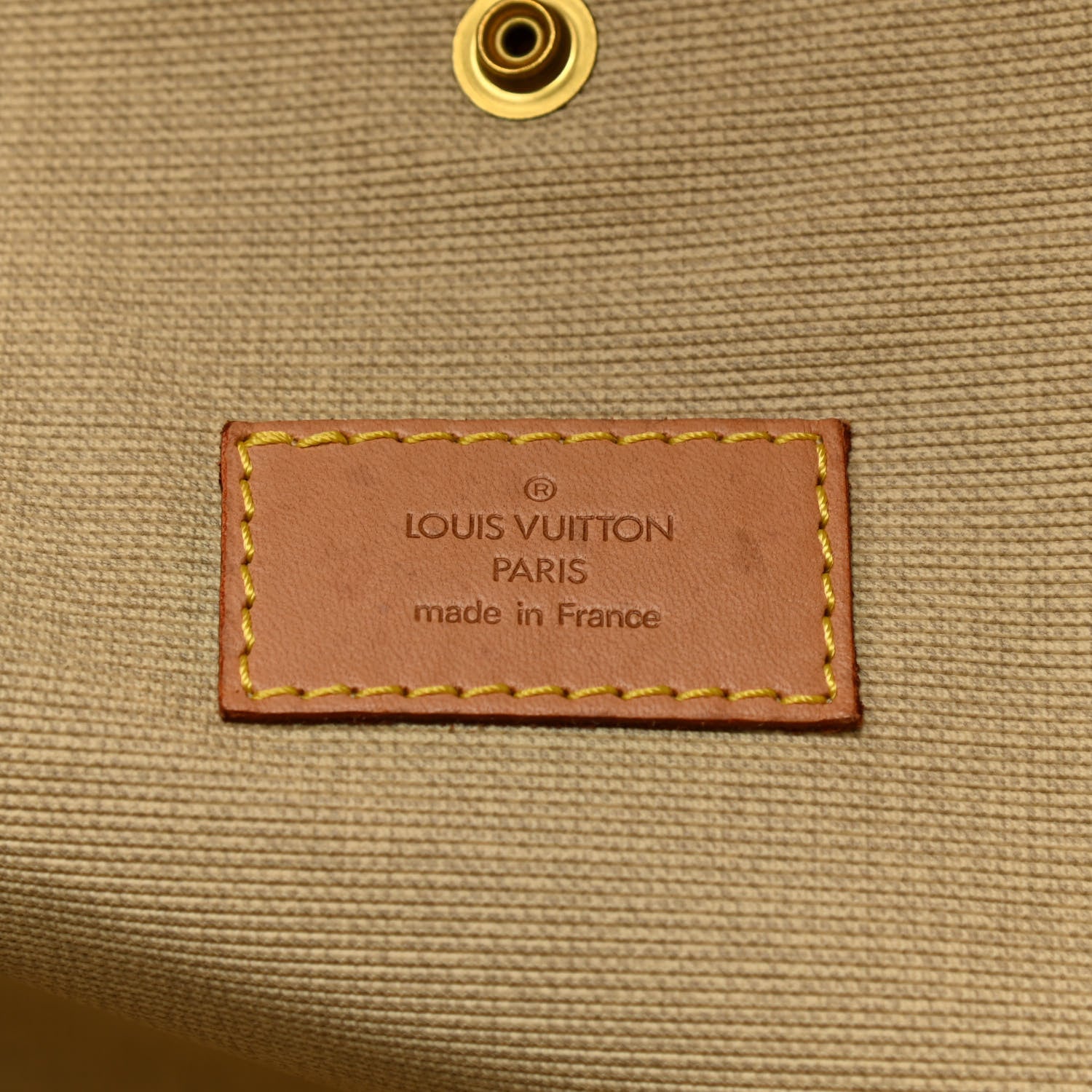 Louis Vuitton Monogram Sirius 70 6 of 21
