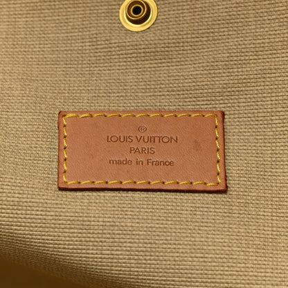 Louis Vuitton Monogram Sirius 70 6 of 21