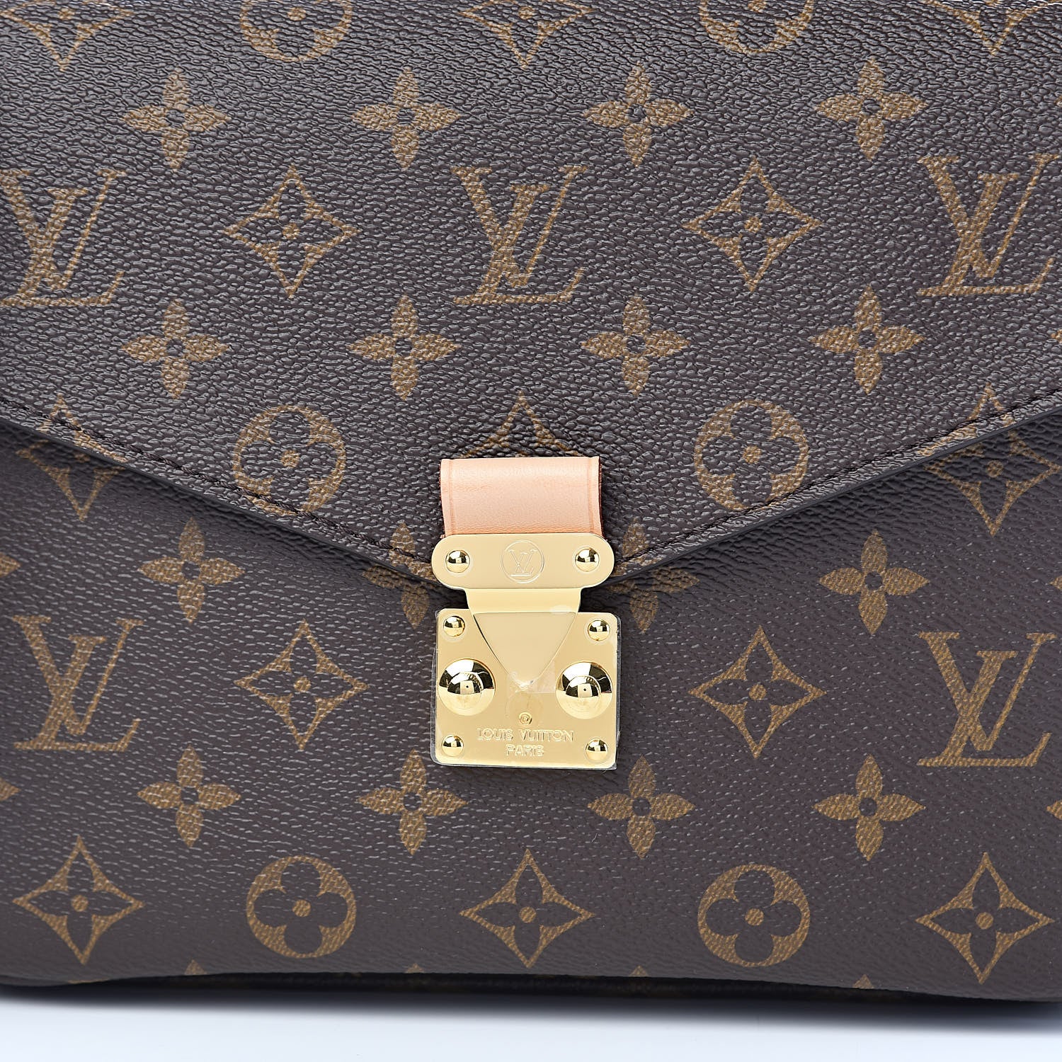Louis Vuitton Monogram Pochette Metis 9 of 9
