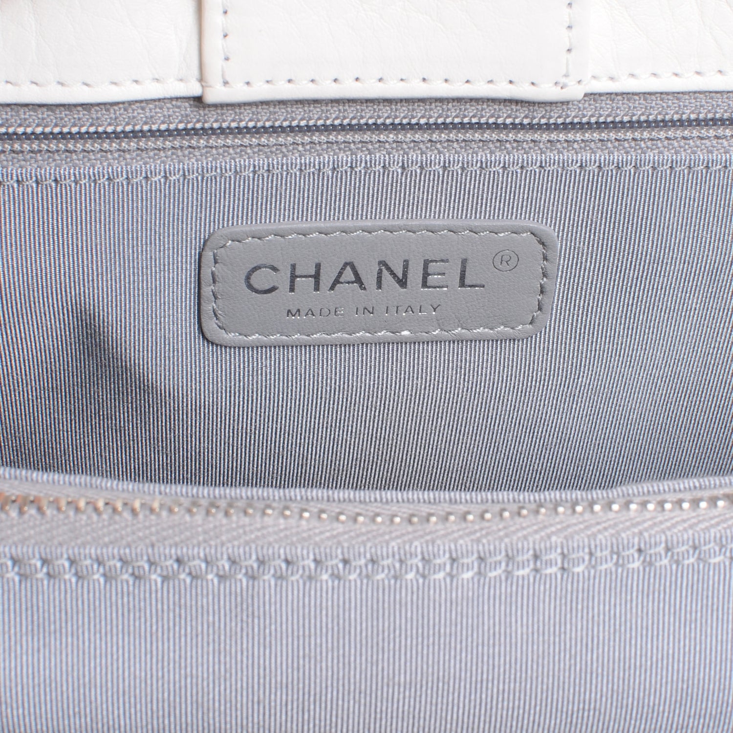 Chanel Deerskin Cerf ExecutiveTote White 8 of 9