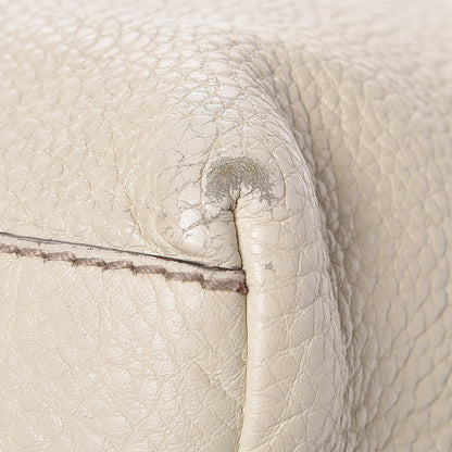 Gucci Pebbled Calfskin Medium Soho Chain Shoulder Bag Off White 16 of 16