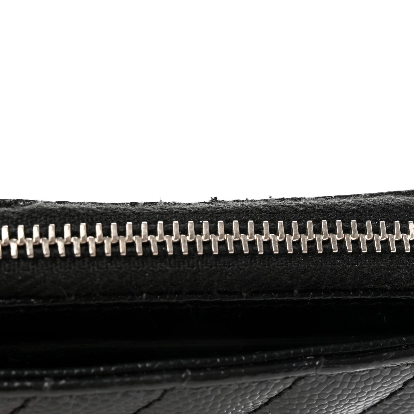 Grain De Poudre Matelasse Chevron Monogram Compact Zip Around Wallet Black