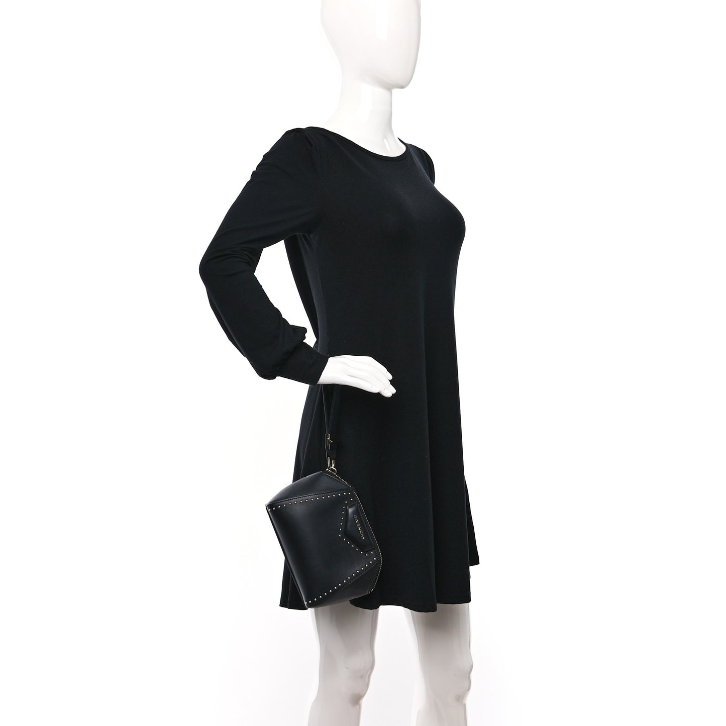 Calfskin Small Studded Antigona Beauty Wristlet Black