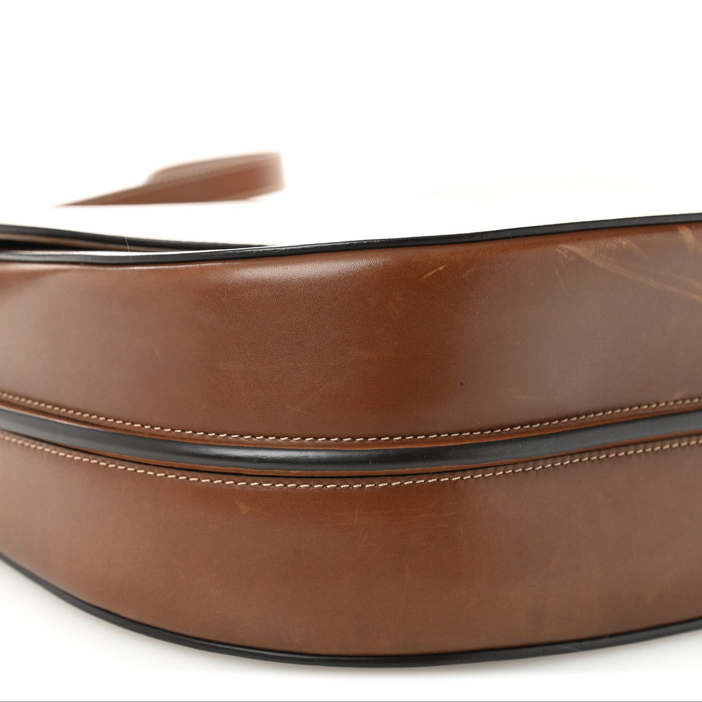 Supersoft Calfskin Medium Trotteur Caramel