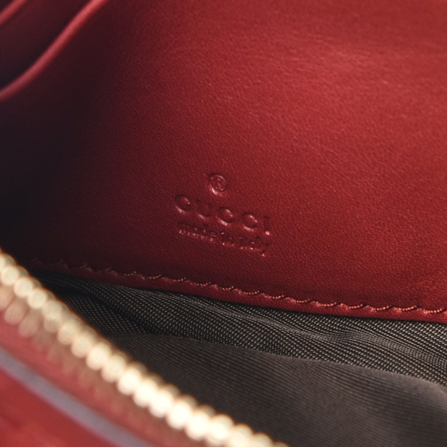 Guccissima Heart Wristlet Bordeaux