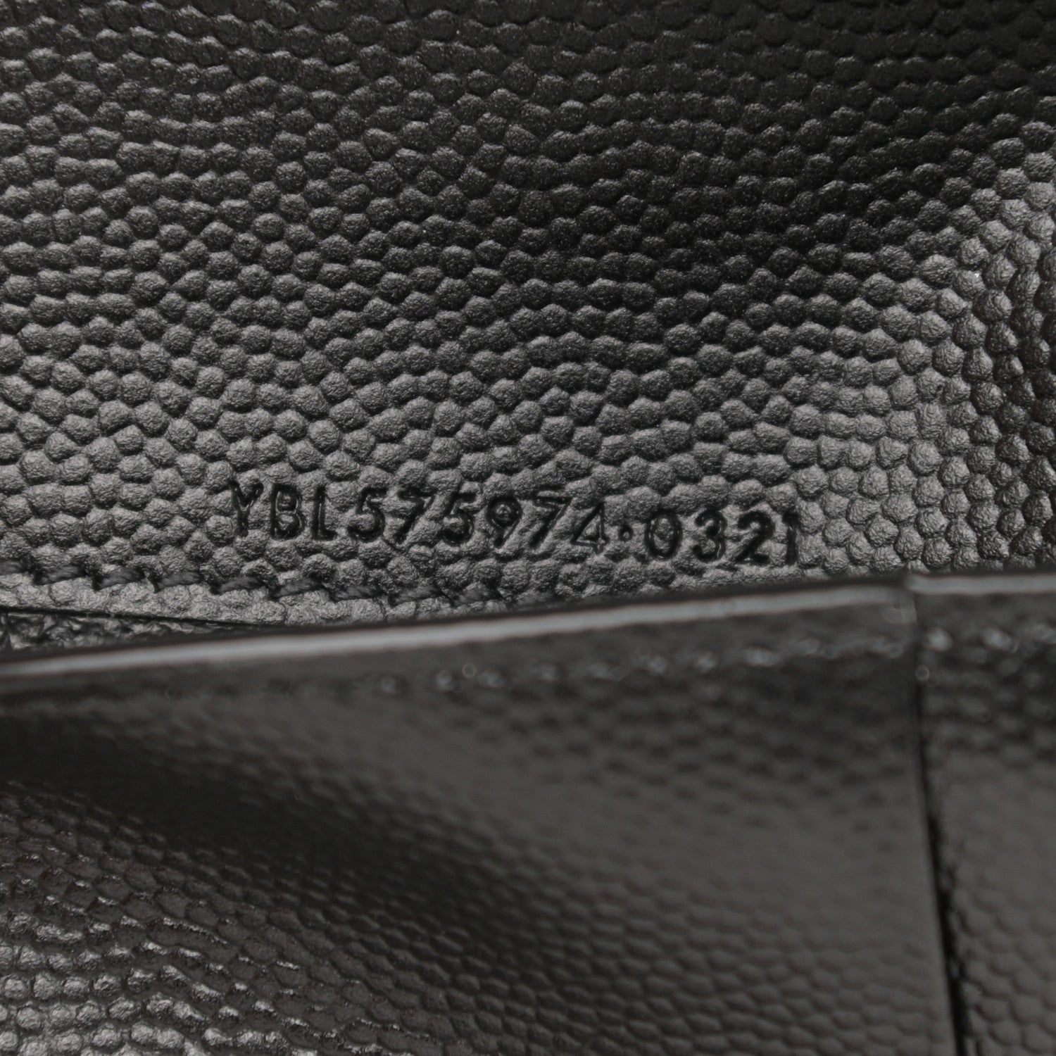Saint Laurent Grain De Poudre Matelasse Chevron Monogram Zipped Card Case Black 7 of 8
