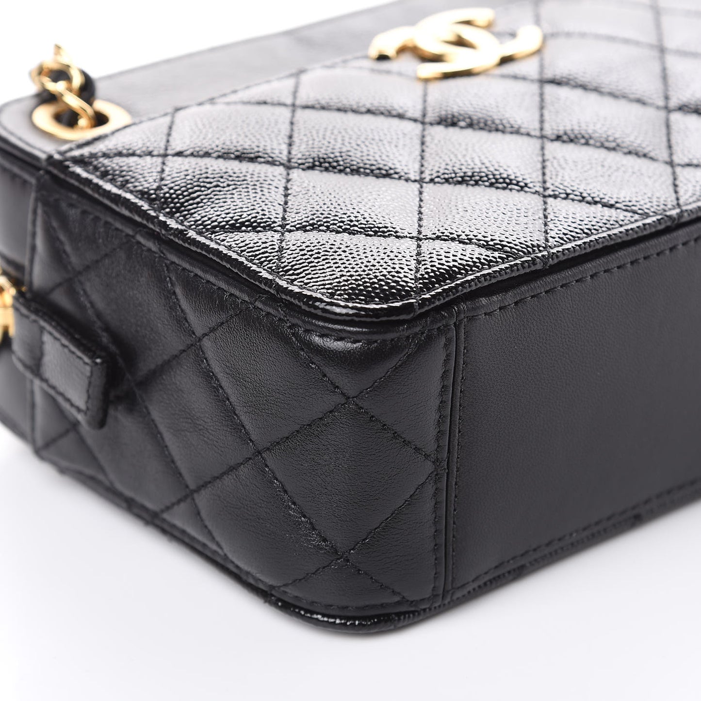 Metallic Lambskin Grained Calfskin Quilted Camera Case Black