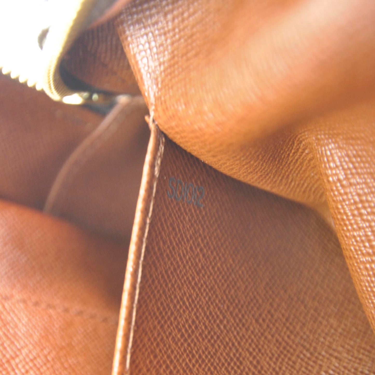 Monogram Cite MM