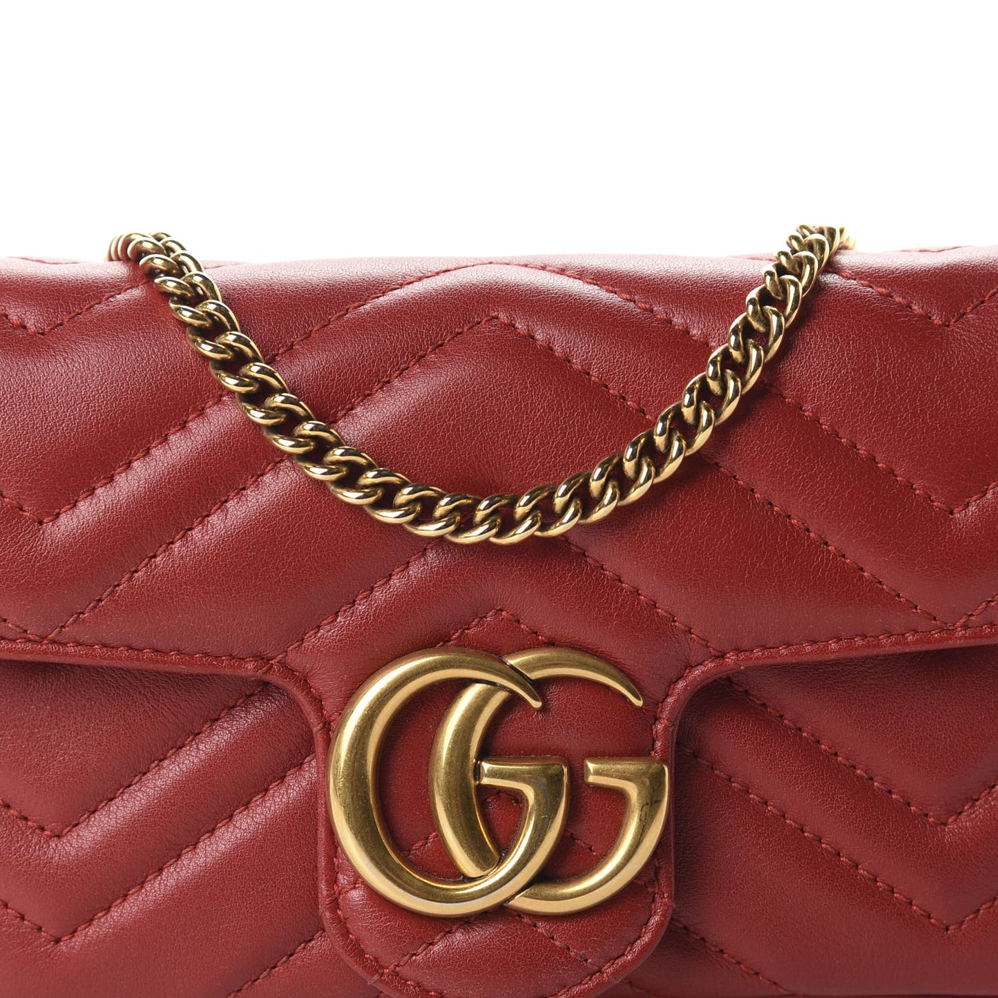 Calfskin Matelasse Super Mini GG Marmont Shoulder Bag Hibiscus Red