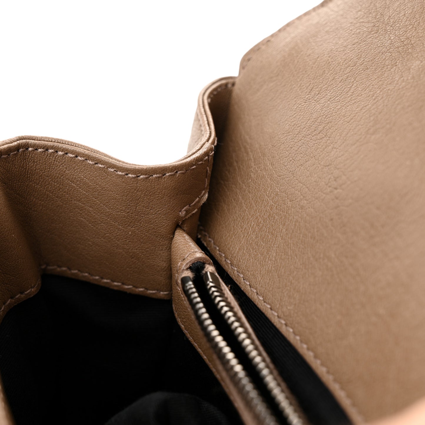 Sheepskin Matelasse Chevron Monogram Medium College Bag Fard