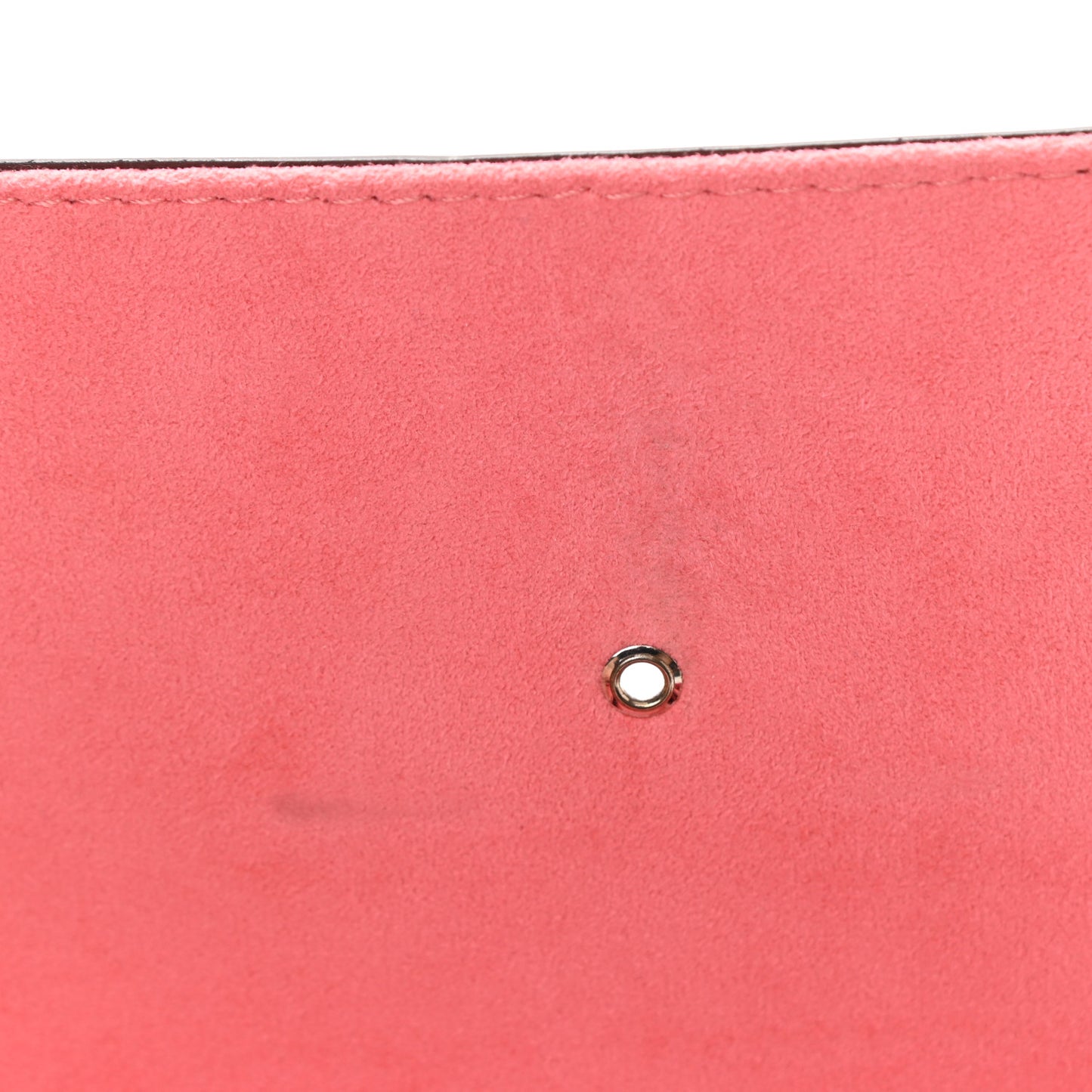 Epi Louise Summer 14 Corail