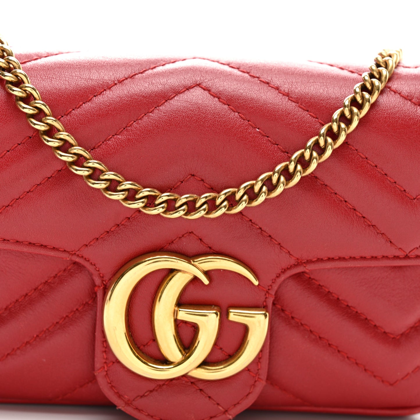 Calfskin Matelasse Super Mini GG Marmont Shoulder Bag Hibiscus Red