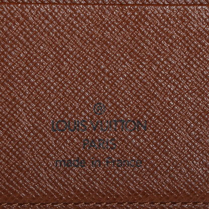 Louis Vuitton Monogram Passport Cover 6 of 7