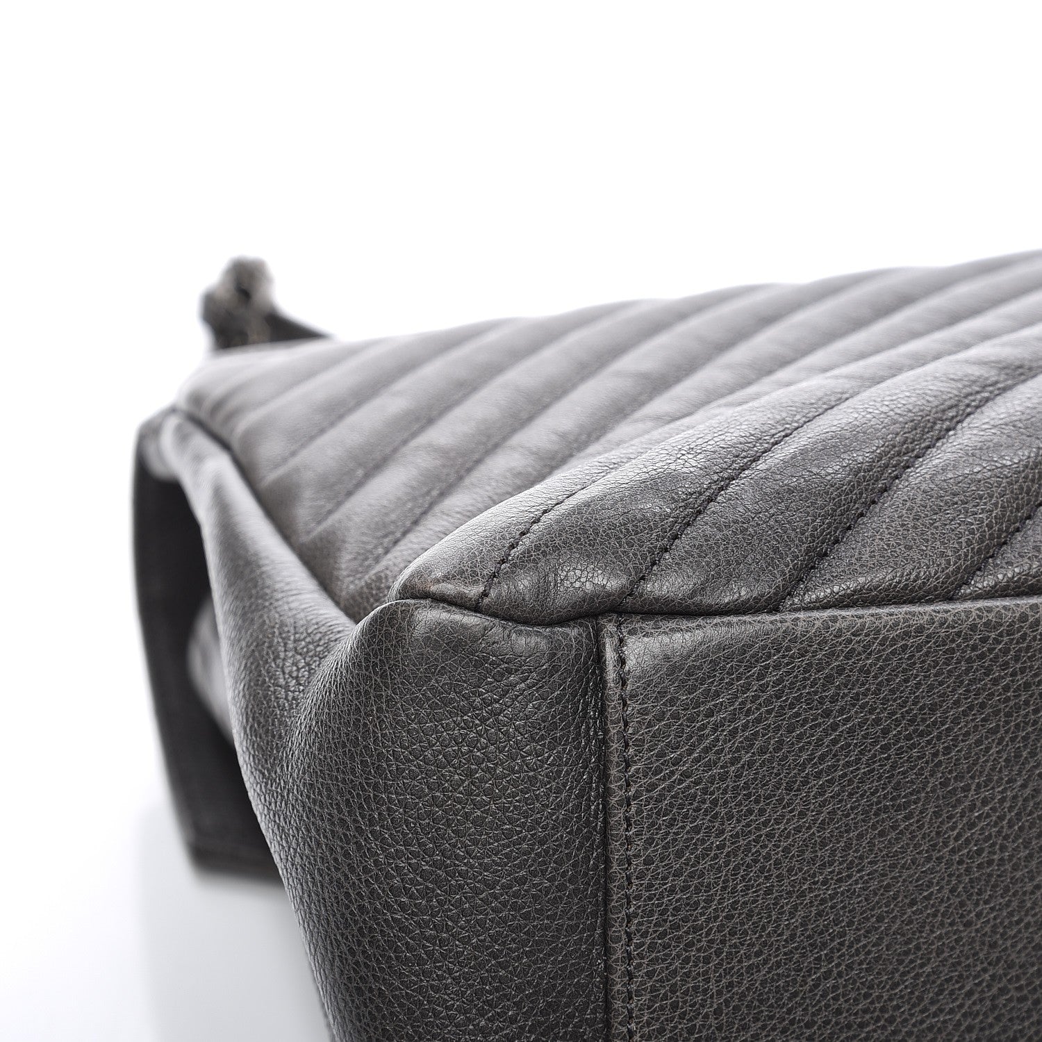 Saint Laurent Sheepskin Matelasse Chevron Monogram Large College Satchel Grey 14 of 15