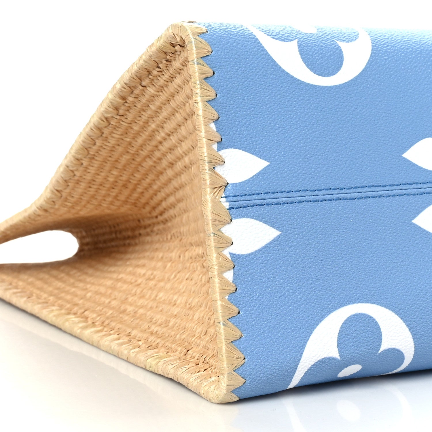 Louis Vuitton Monogram Giant Raffia Capri By The Pool Onthego GM Blue 7 of 9