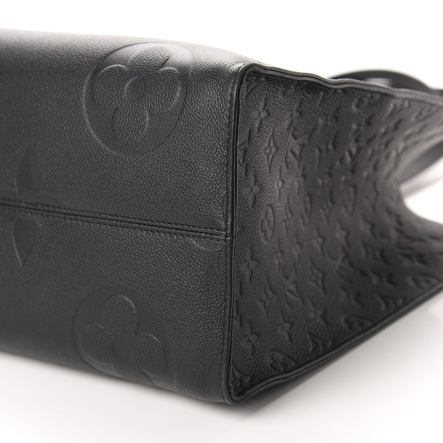 Louis Vuitton Empreinte Monogram Giant Onthego GM Black 7 of 11