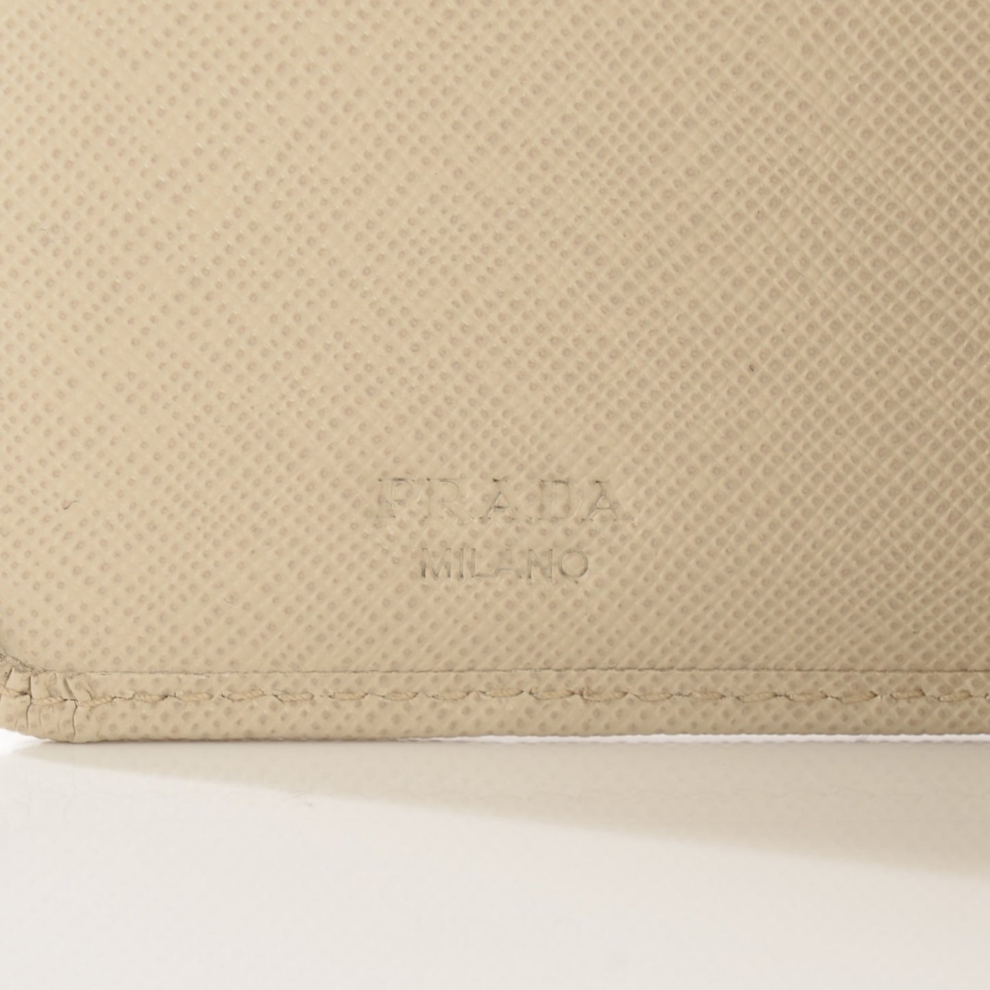 Saffiano Metal Compact Wallet Cera