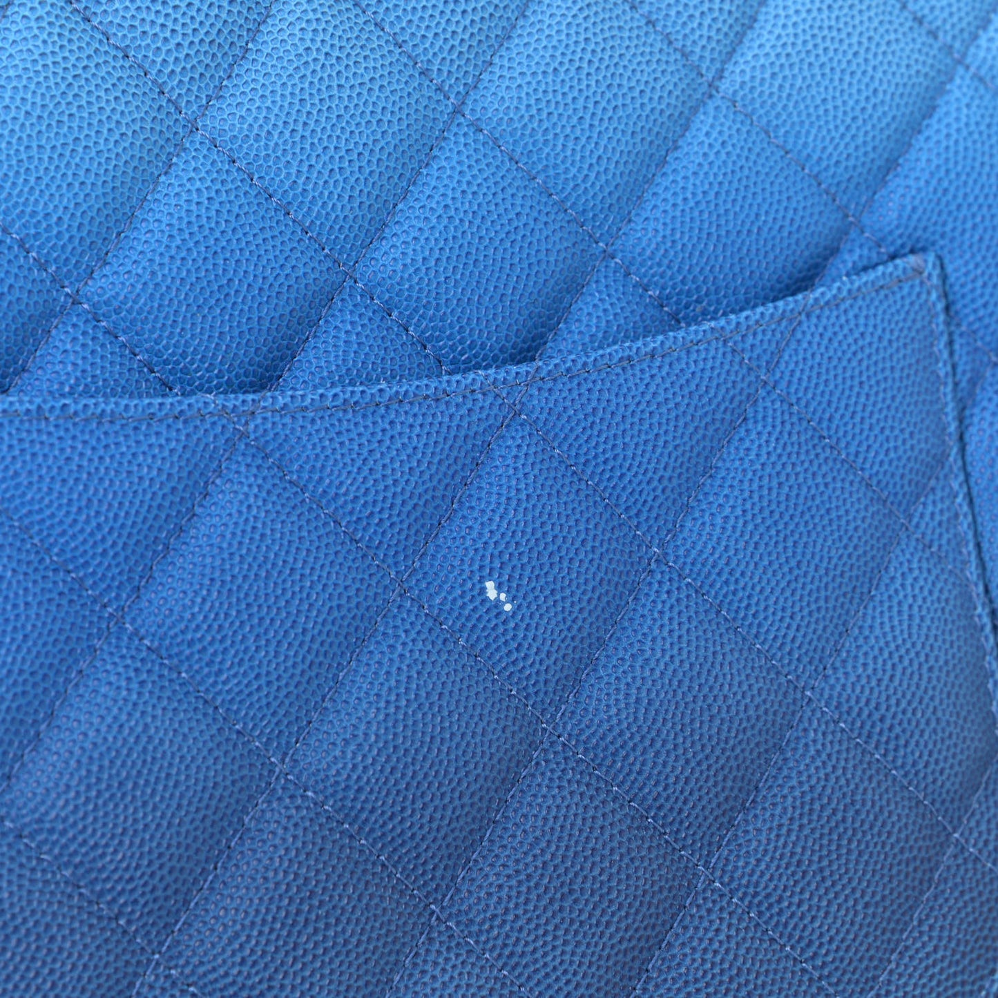 Caviar Ombre Medium Cosmetic Case Blue