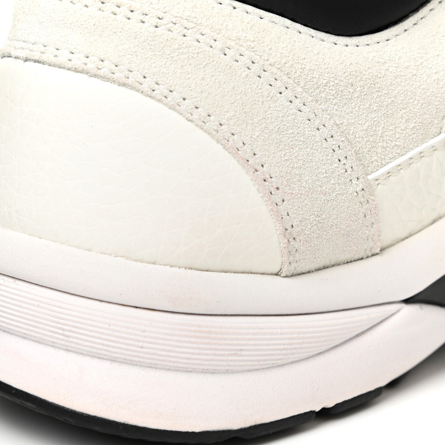 Mesh Suede Calfskin Grained Calfskin Womens CC Sneakers 39 White Black