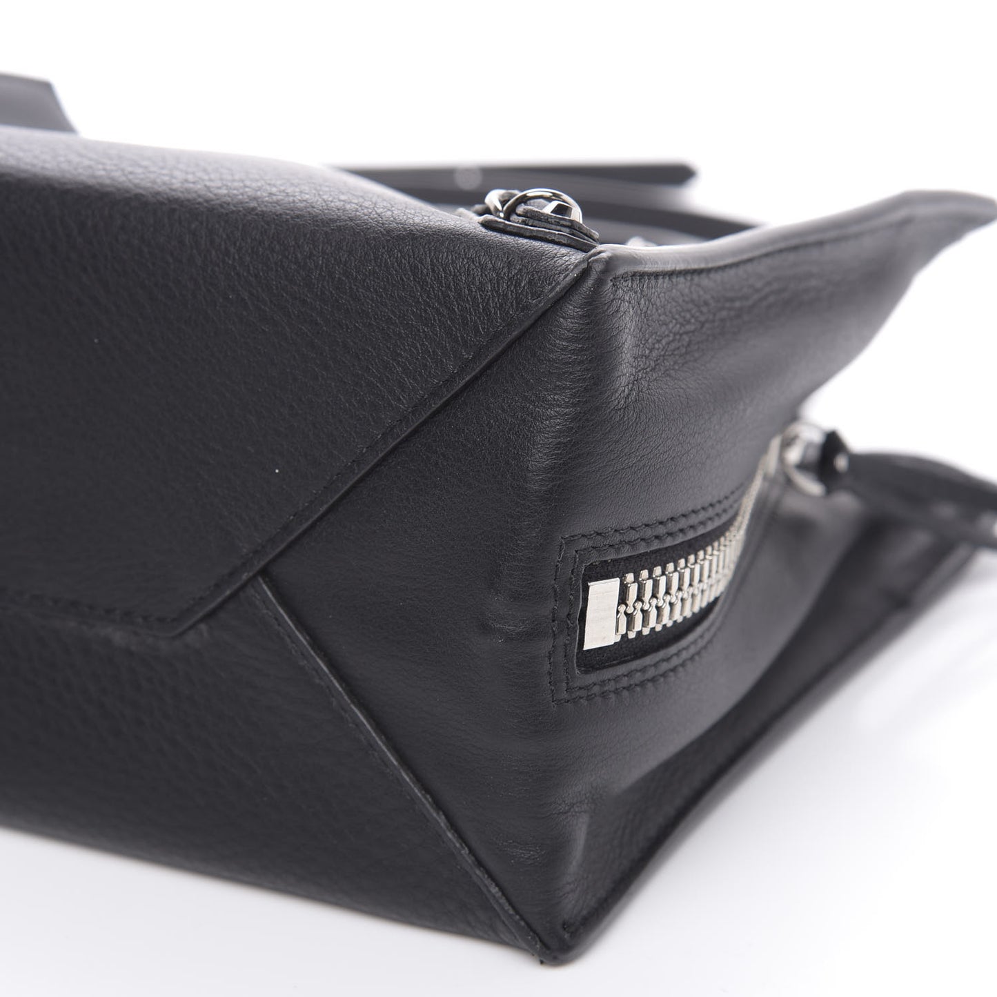Veau Papier A6 Zip Around Tote Black