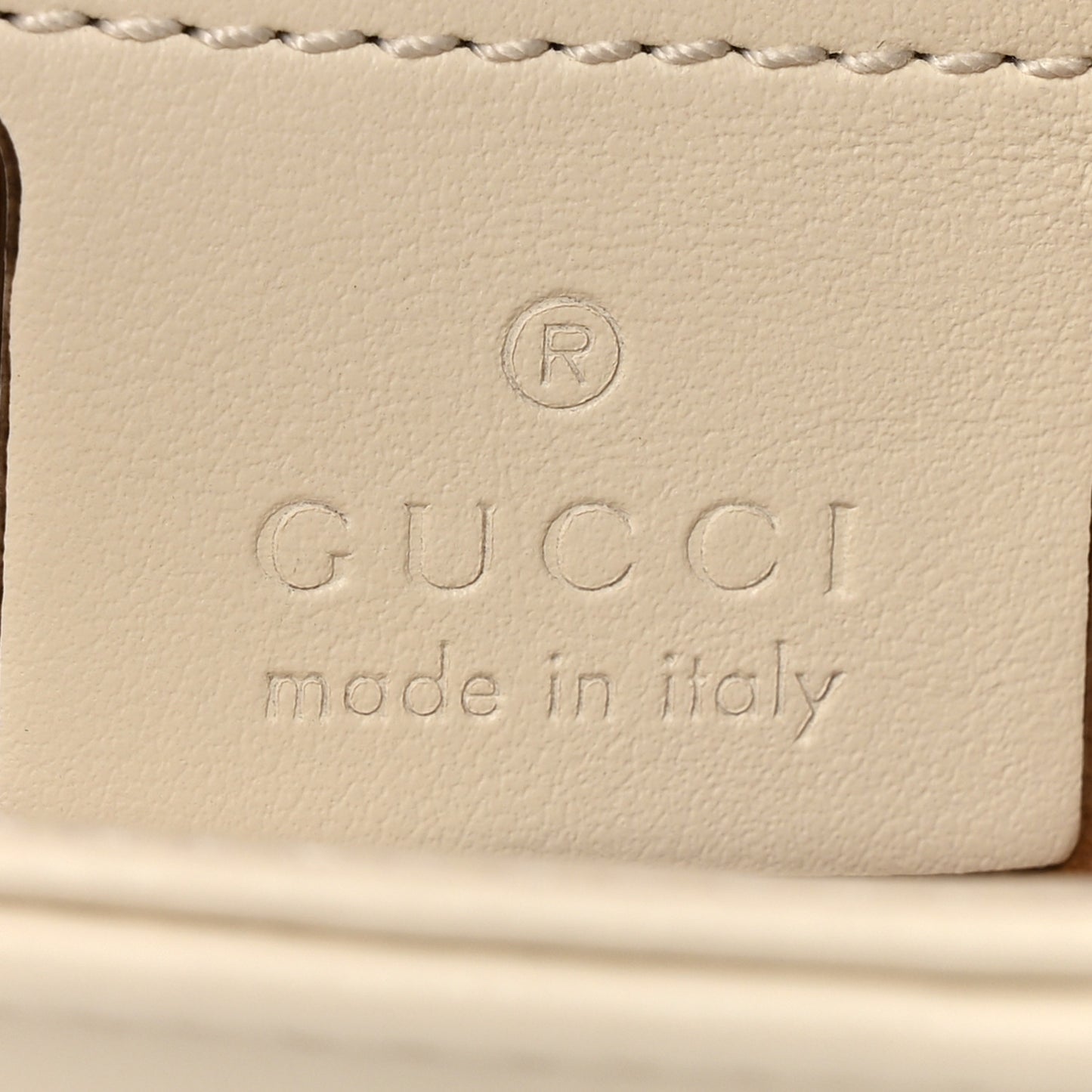 Calfskin Matelasse Medium GG Marmont Top Handle Shoulder Bag Mystic White