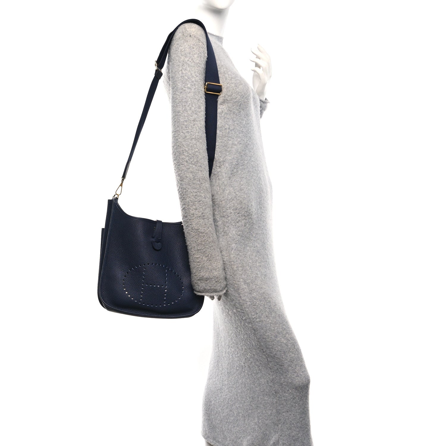 Hermes Taurillon Clemence EVELYNE III PM Bleu Nuit 2 of 10