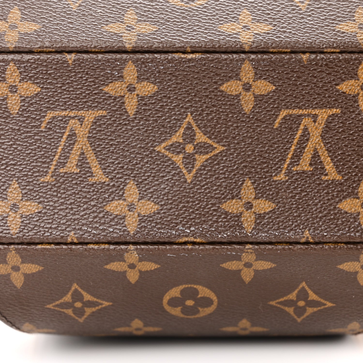 Louis Vuitton Monogram Ellipse PM 19 of 19