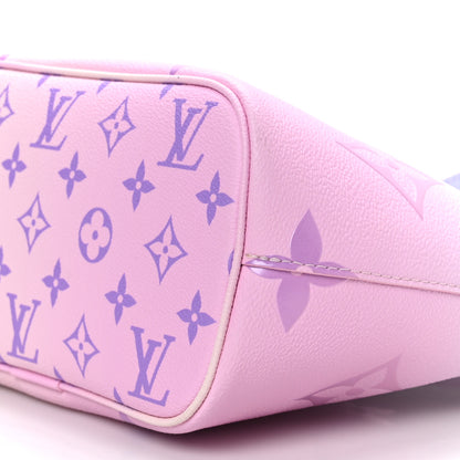 Louis Vuitton Monogram Giant Spring In The City Marshmallow Hobo PM Sunrise Pastel 8 of 8