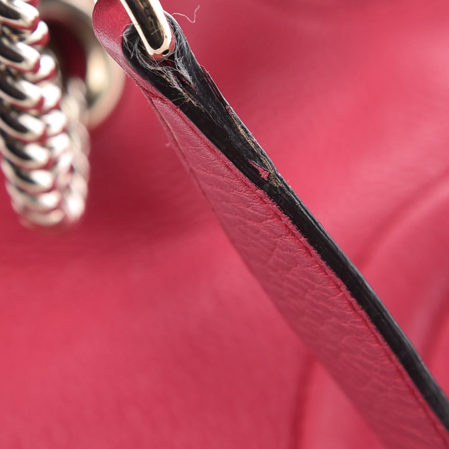 Pebbled Calfskin Medium Soho Chain Shoulder Bag Pink