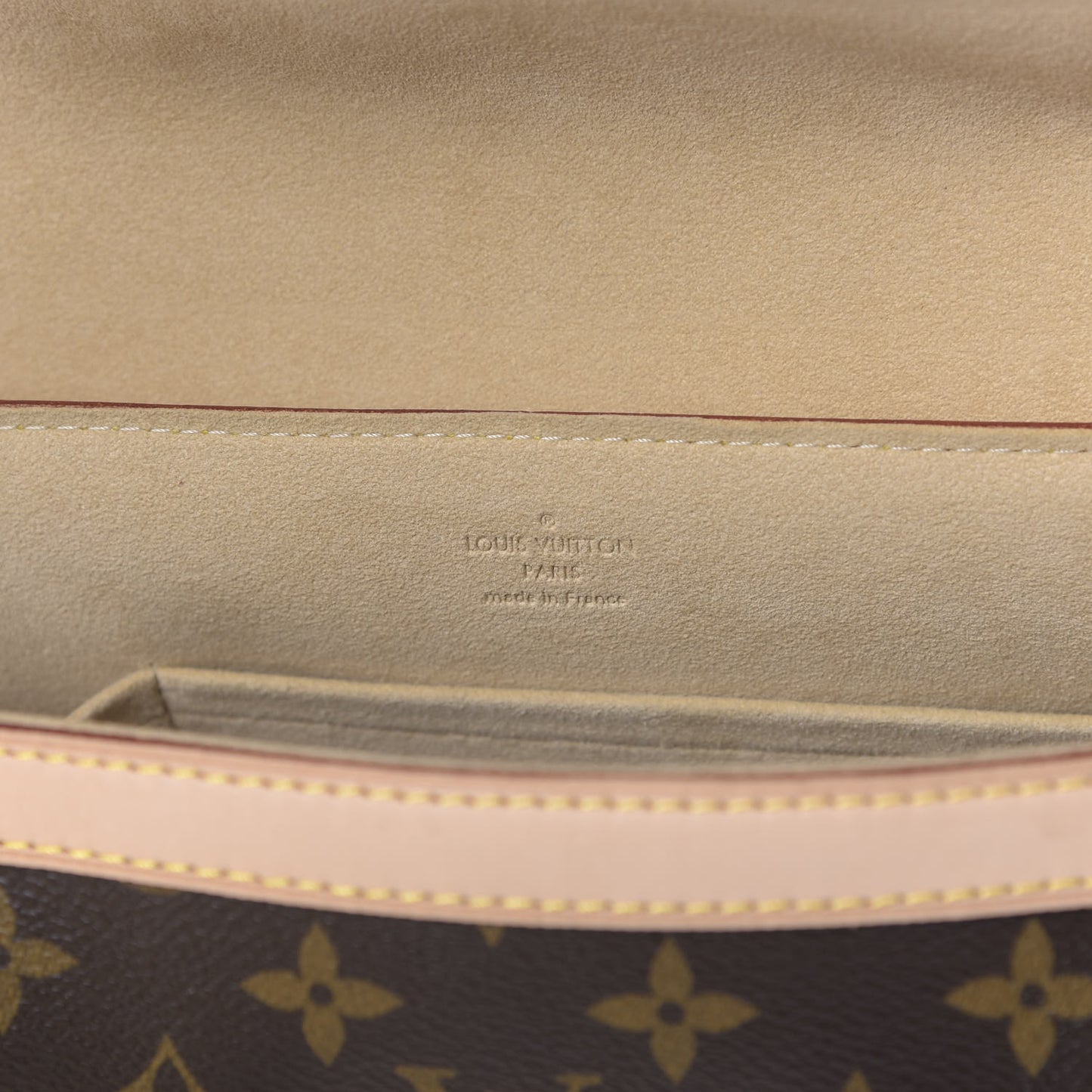 Monogram Beverly MM