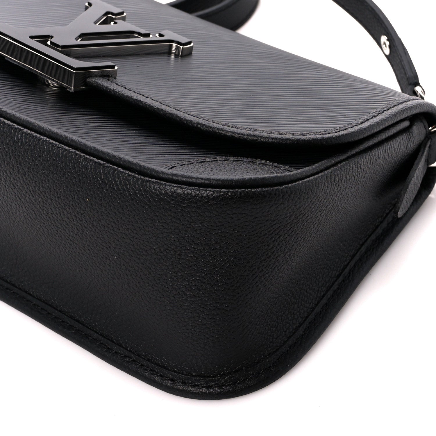 Louis Vuitton Epi Buci Crossbody Black 10 of 10