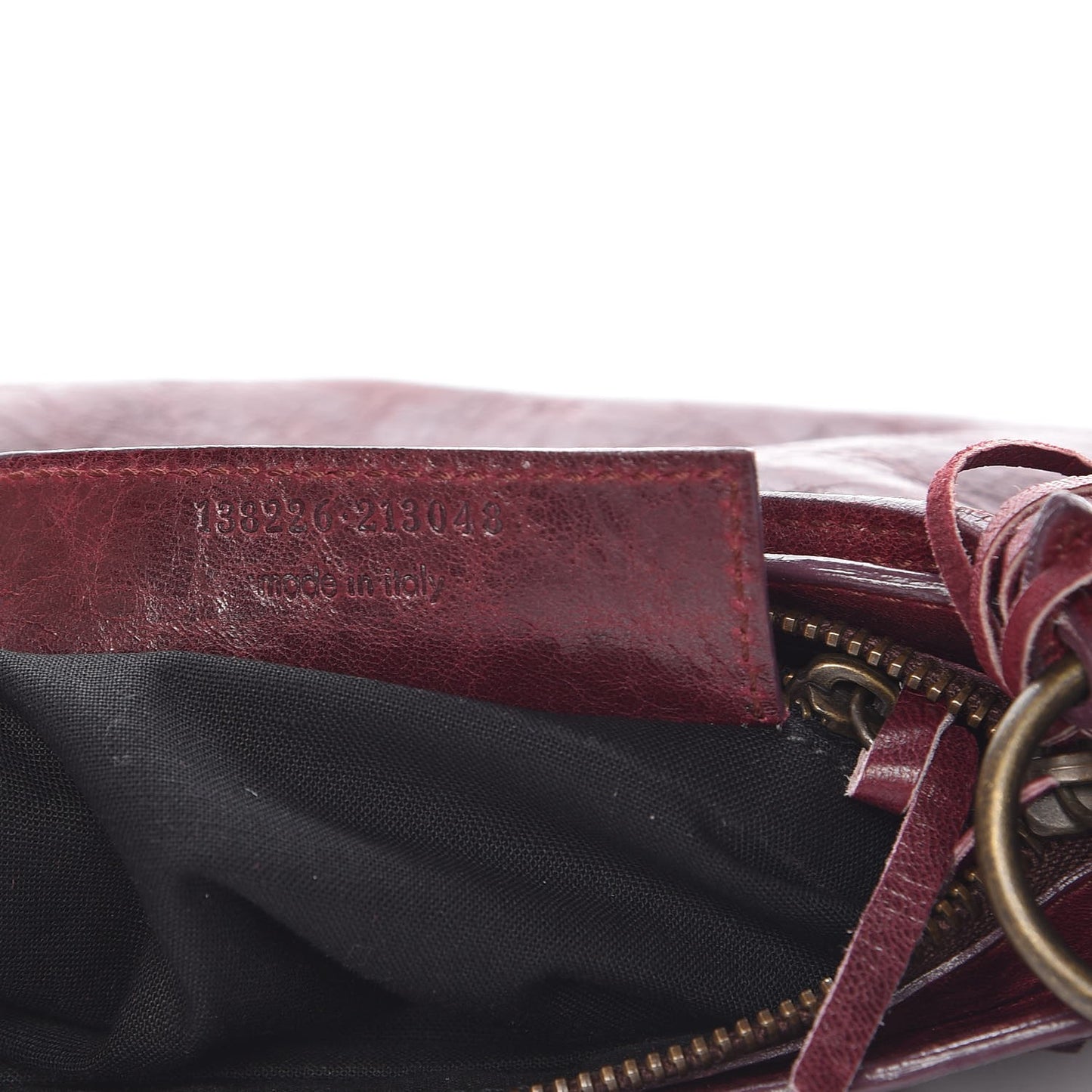 Agneau Classic Hardware Shoulder Bag Bordeaux