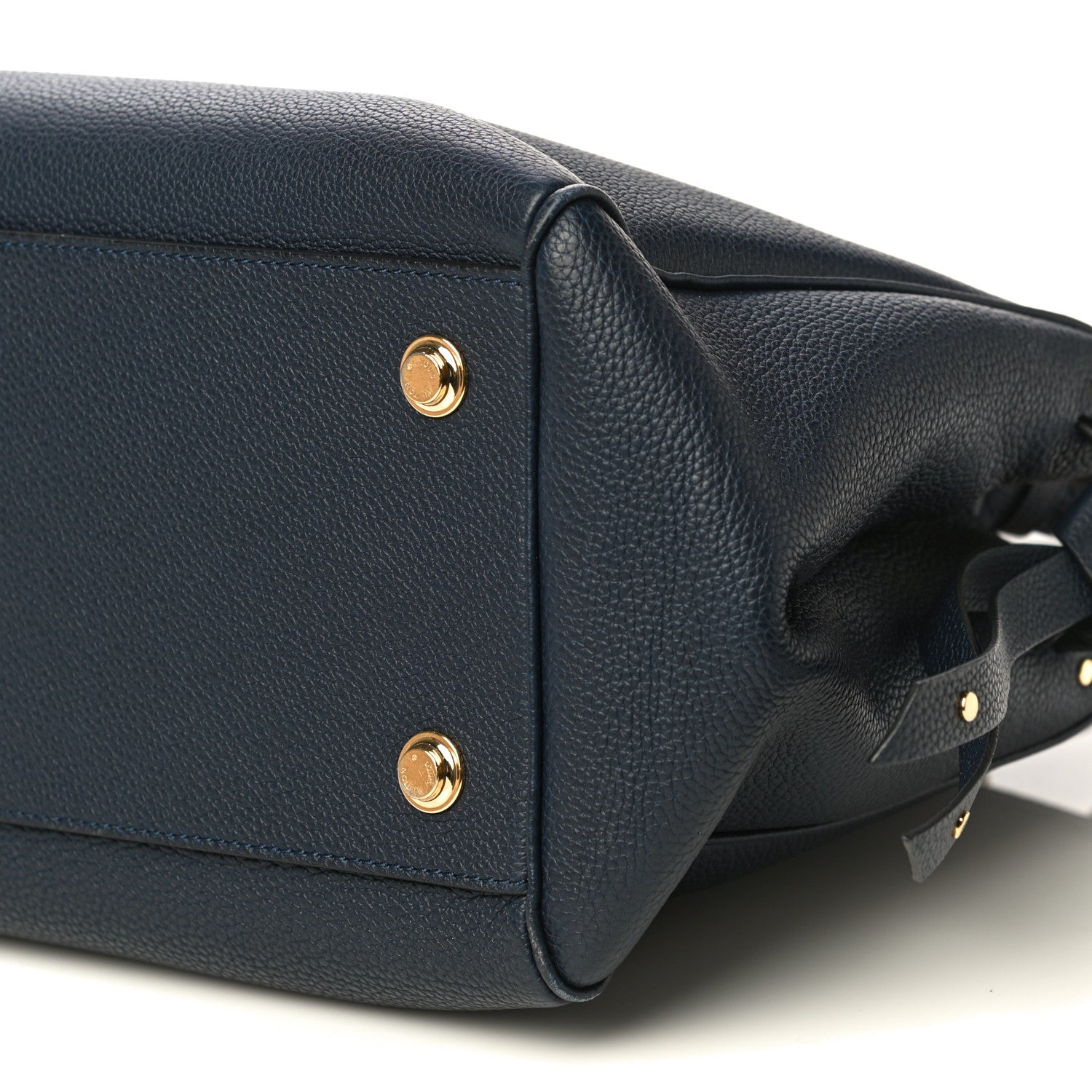 Louis Vuitton Veau Nuage Milla MM Bleu Marine 9 of 10