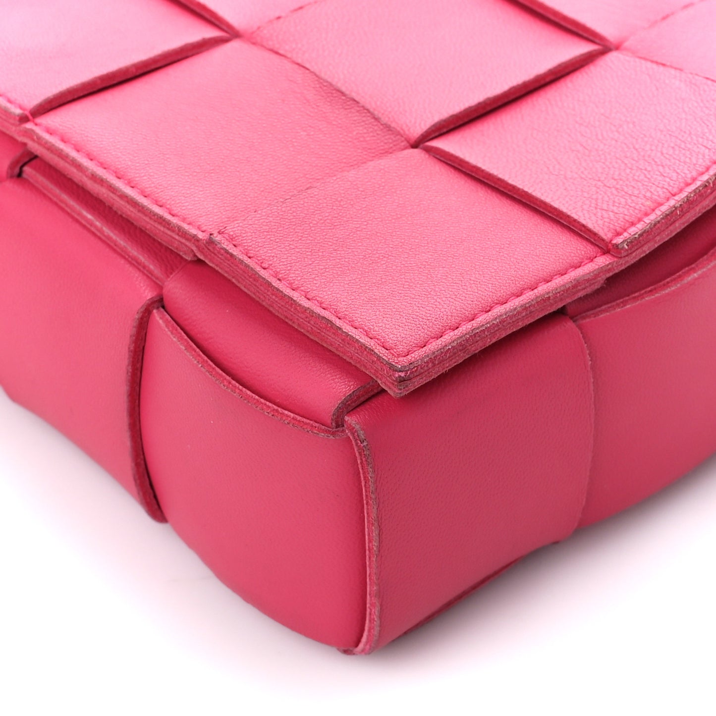 Lambskin Maxi Intrecciato Cassette Crossbody Bag Lollipop
