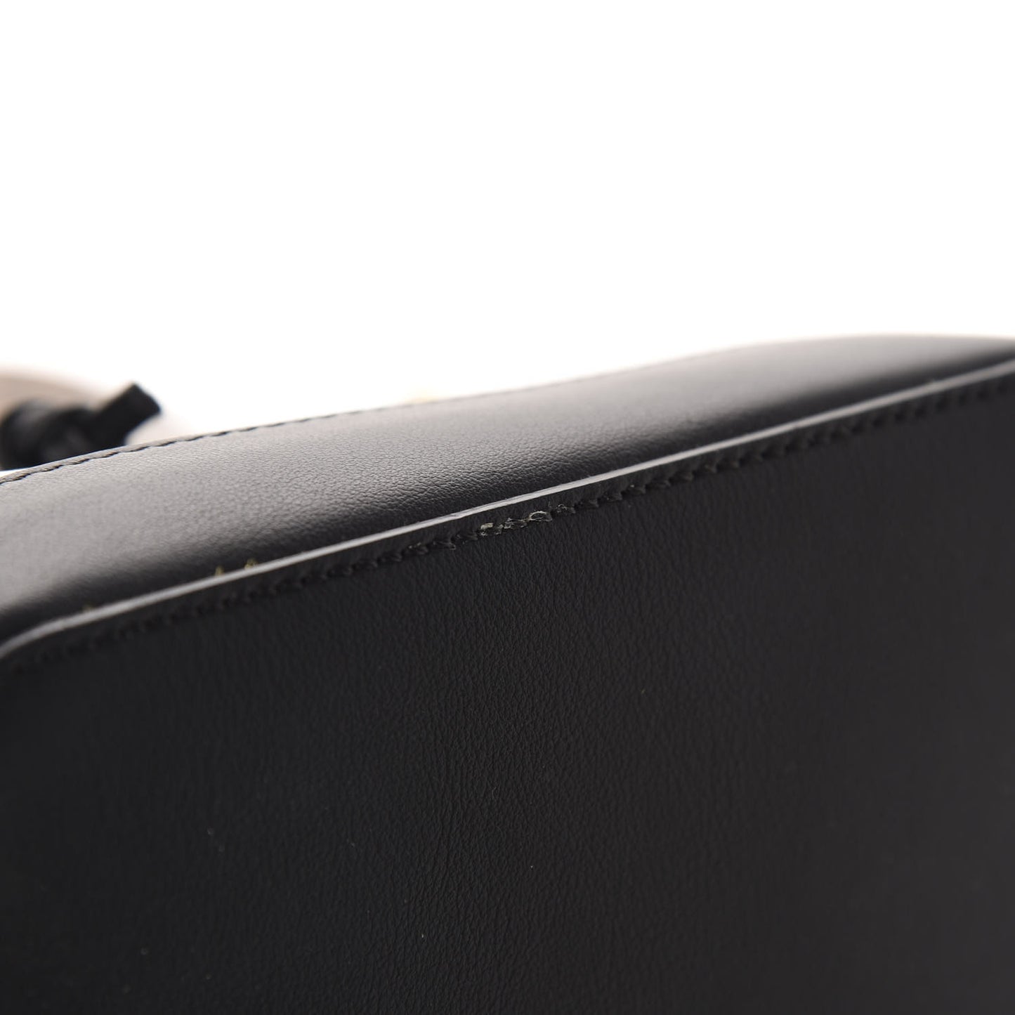 Glazed Fabric Vitello Grace F is Fendi FF 1974 Stamp Patch Grande Mon Tresor Bucket Bag Mogano Panna Black