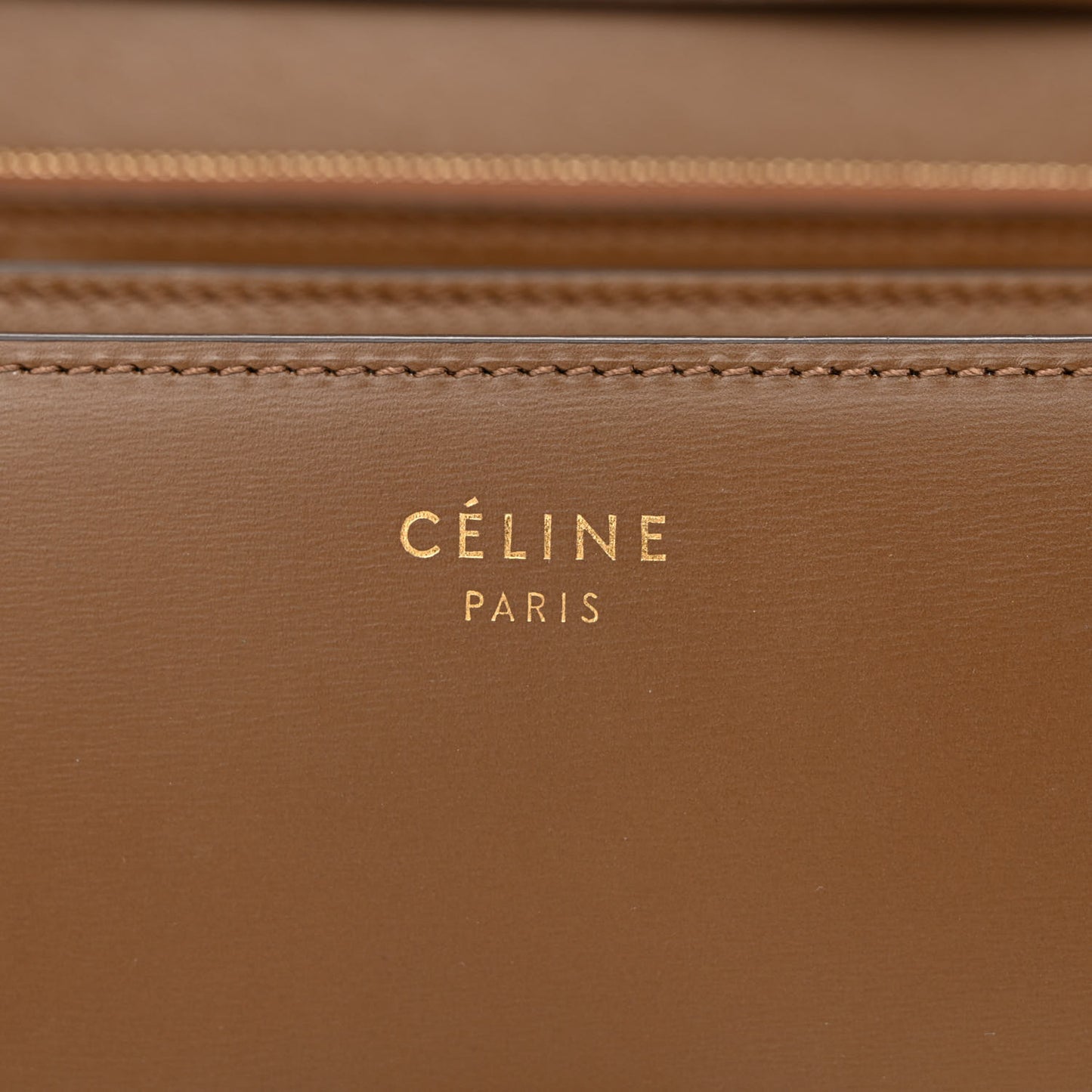 Box Calfskin Medium Classic Box Flap Bag Camel