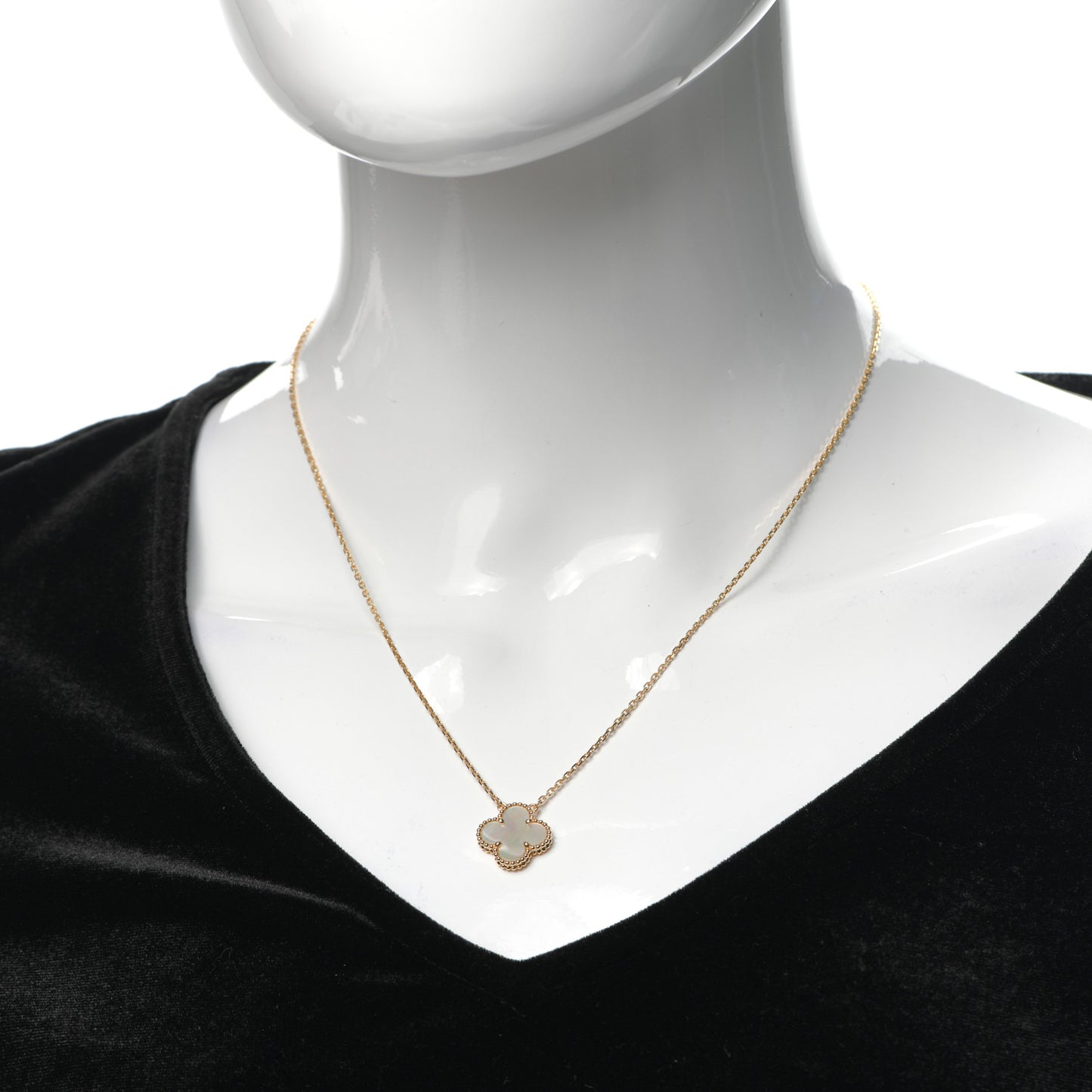 18K Yellow Gold Mother of Pearl Vintage Alhambra Pendant Necklace