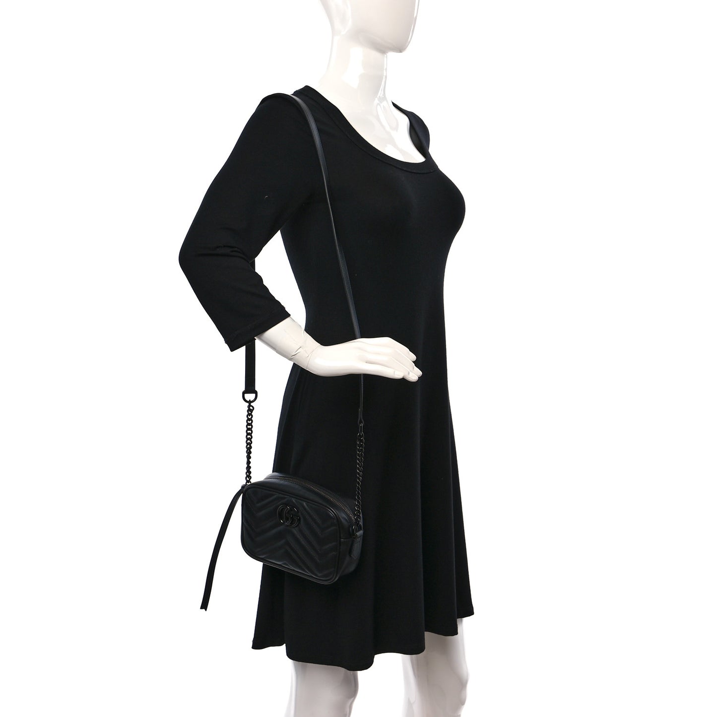 Calfskin Matelasse Monochrome Mini GG Marmont Chain Shoulder Bag Black
