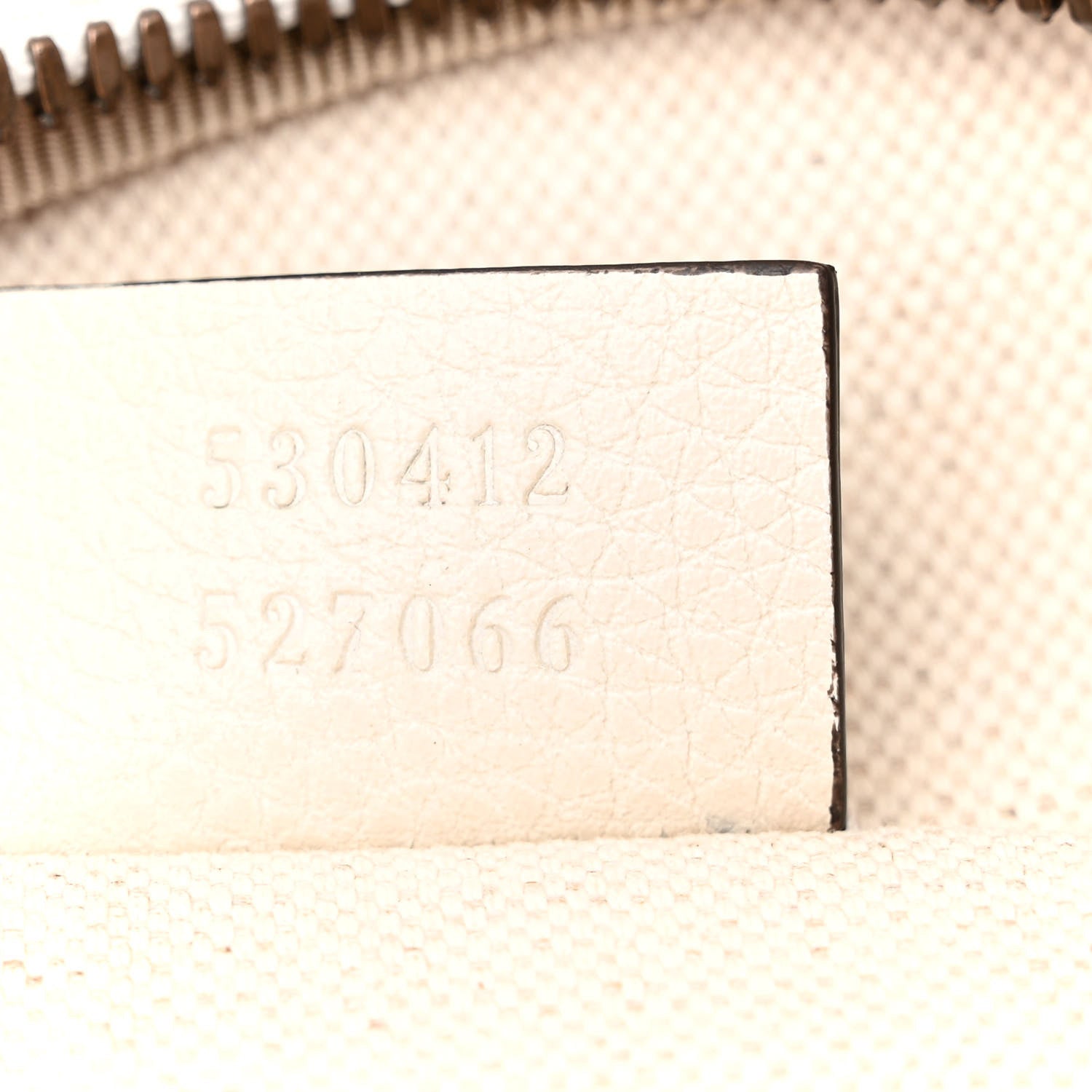 Gucci Grained Calfskin Logo Belt Bag White 7 of 10