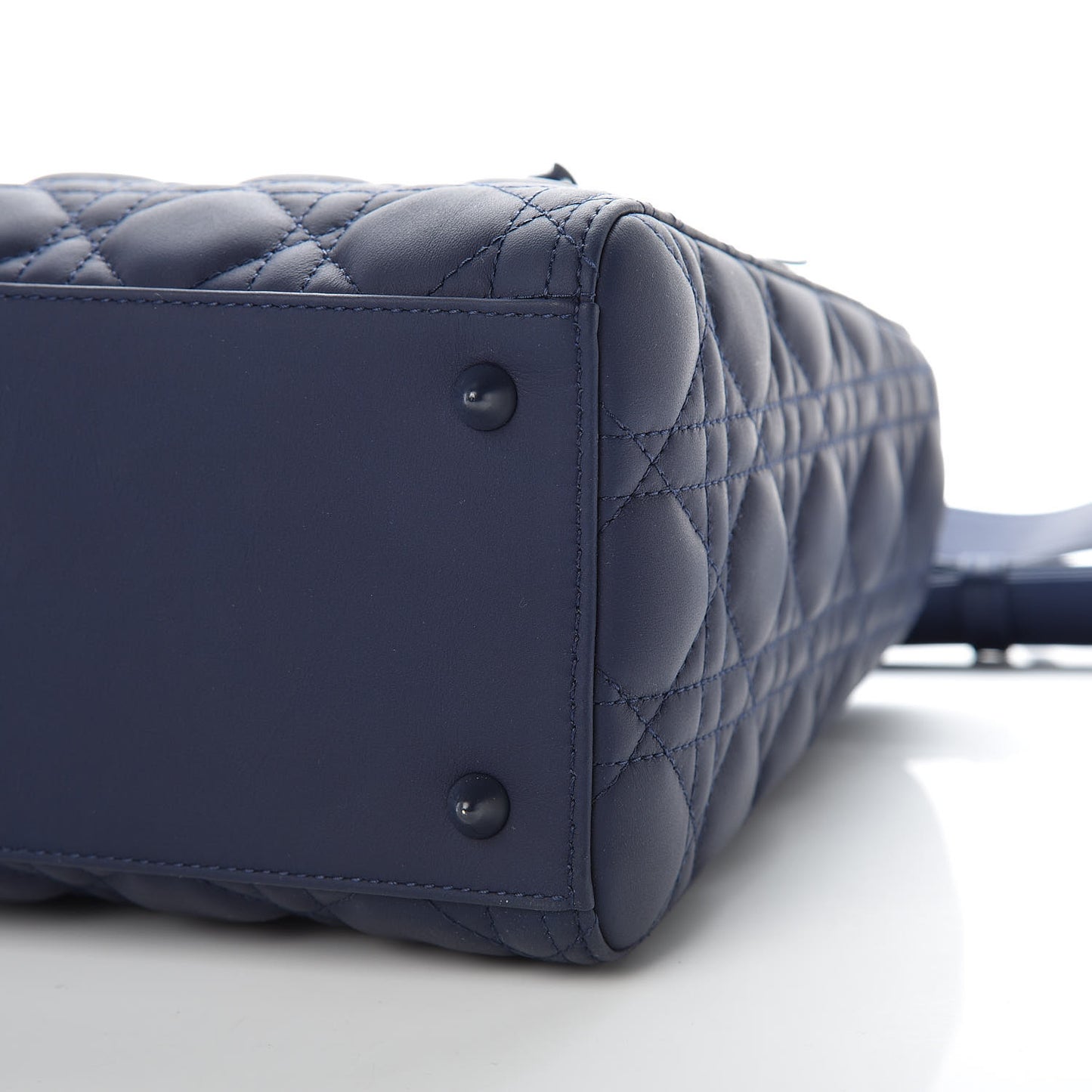 Ultra Matte Calfskin Cannage Medium Lady Dior Blue