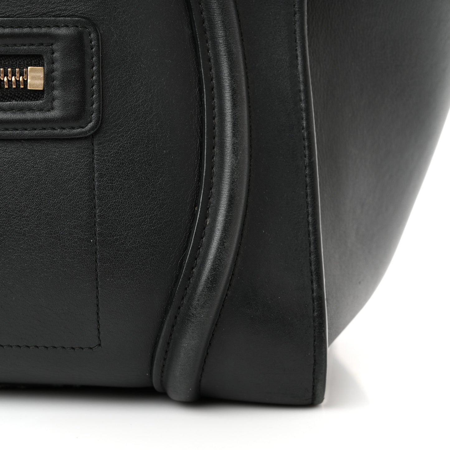 Smooth Calfskin Medium Luggage Black