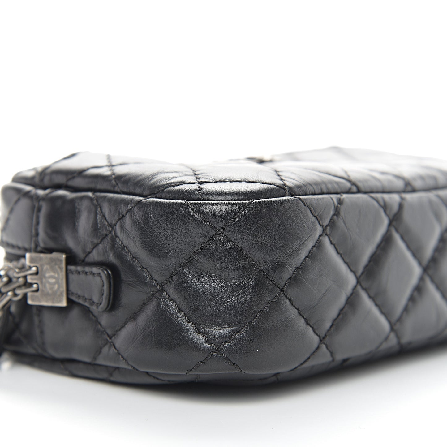 Aged Calfskin Quilted Mini Reissue Camera Case Black