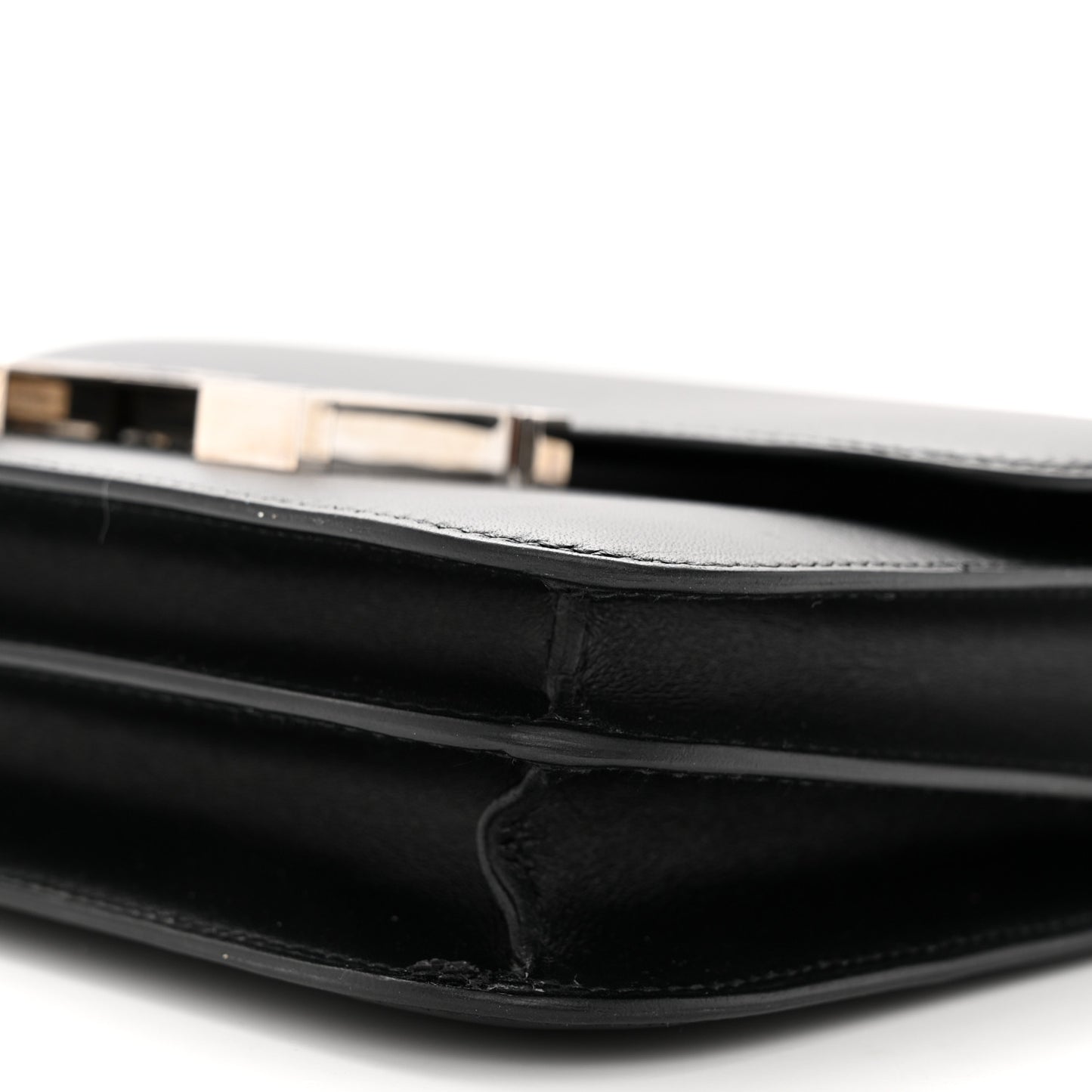 Veau Monsieur Lizard Constance 18 Black Ombre