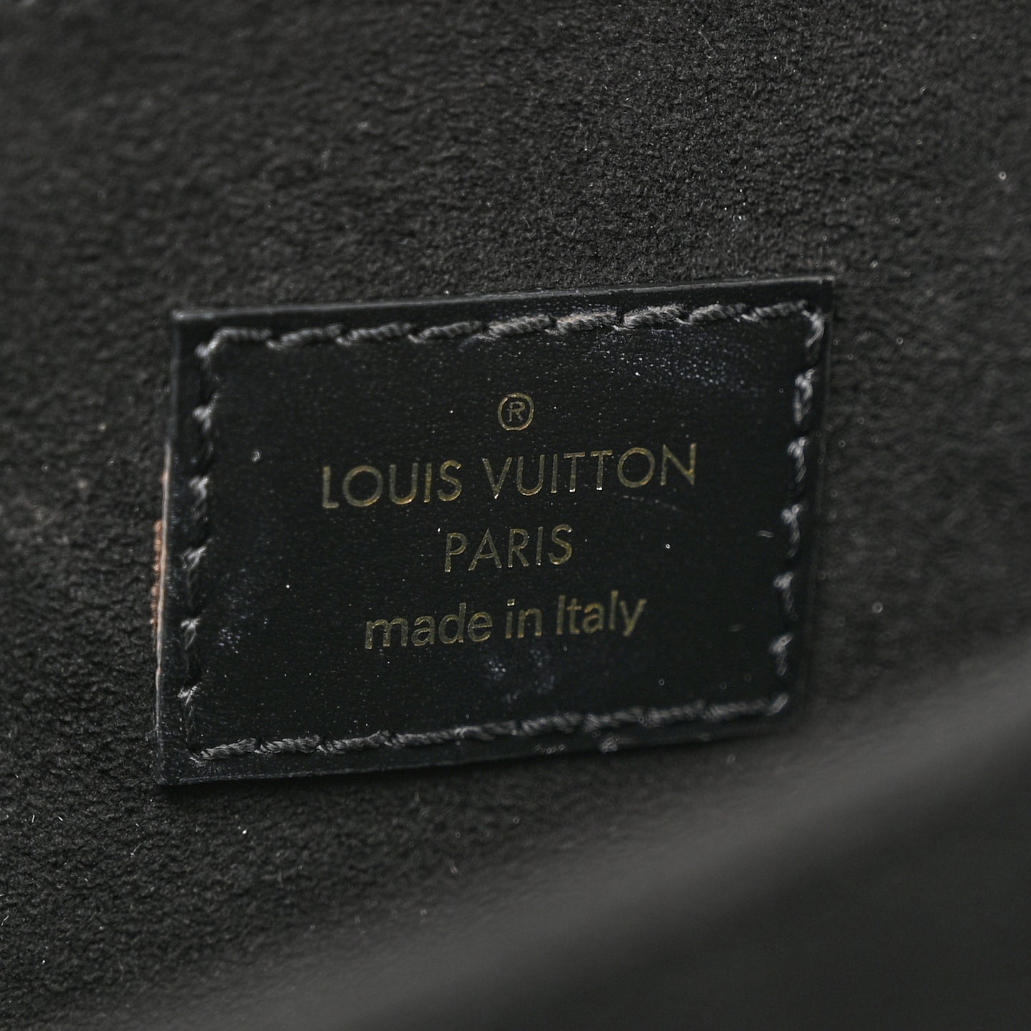 Reverse Monogram Pochette Metis