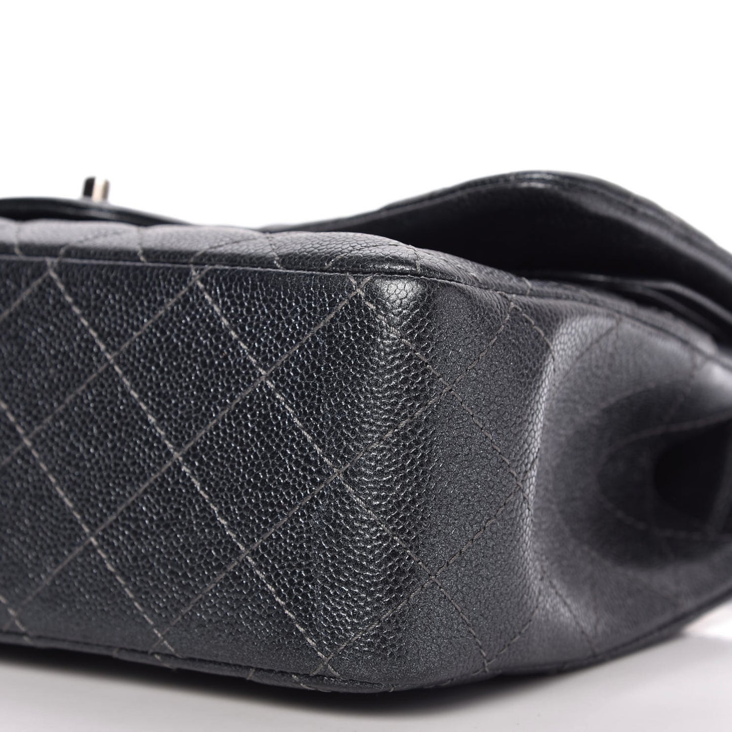Pearly Caviar Quilted Jumbo Double Flap Black