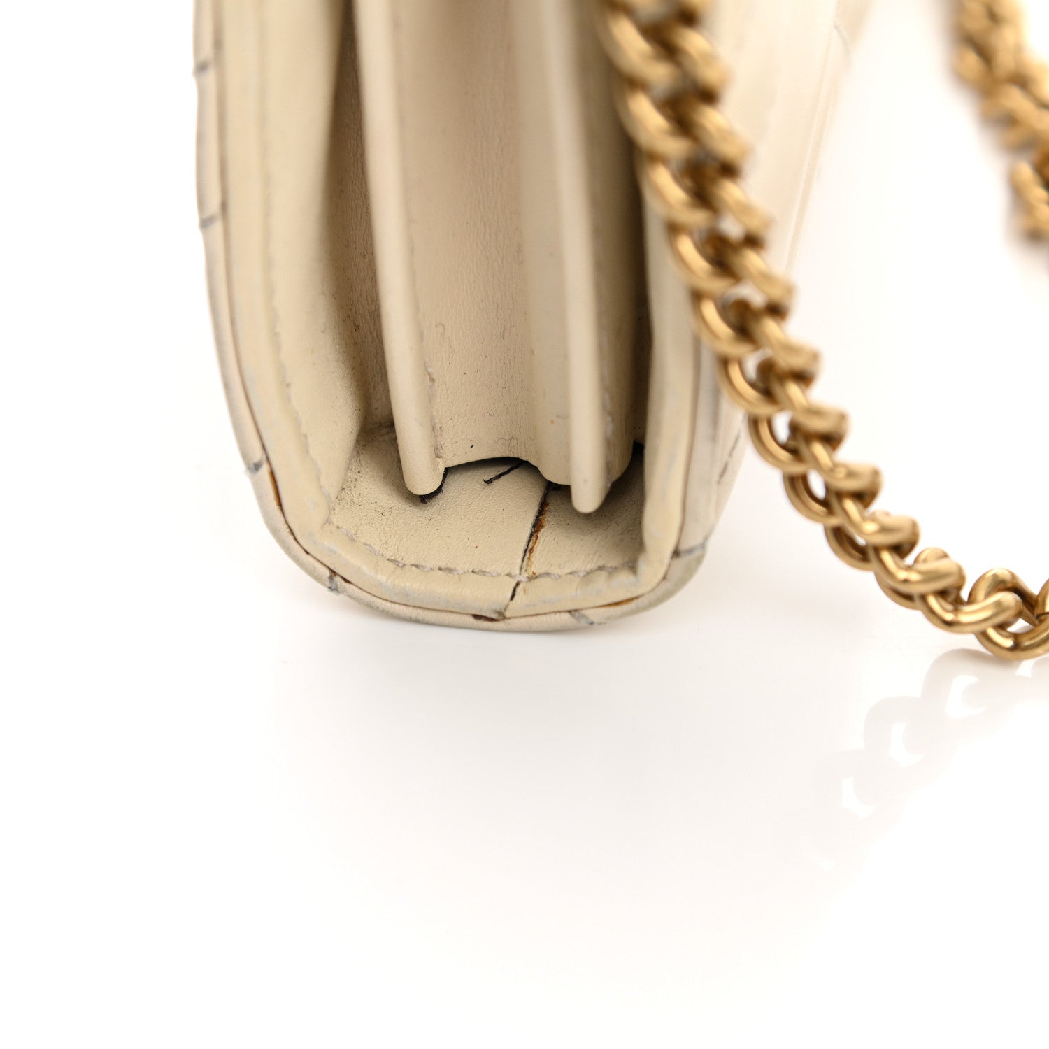 Gucci Calfskin Matelasse GG Marmont Chain Wallet Mystic White 17 of 21