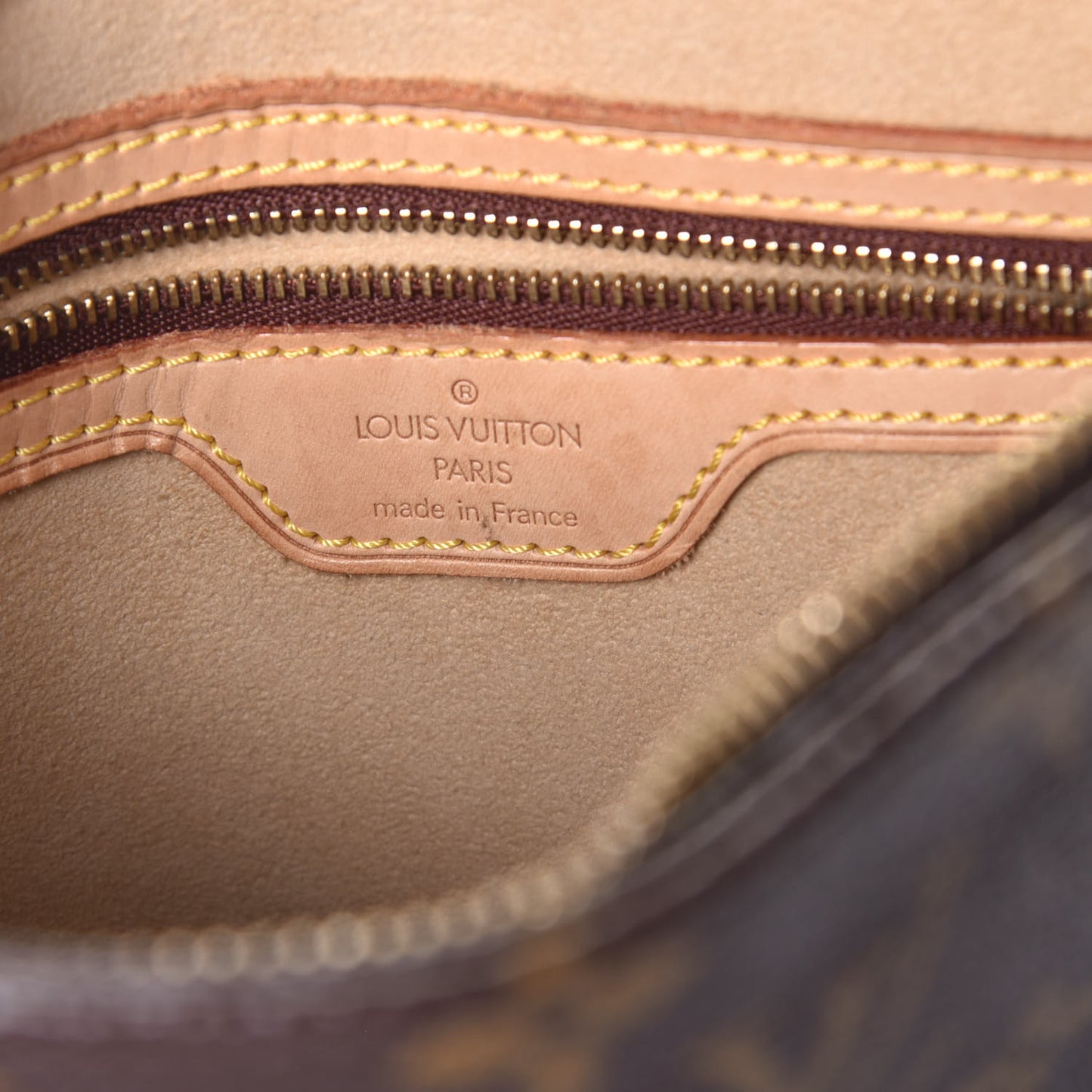 Monogram Looping MM