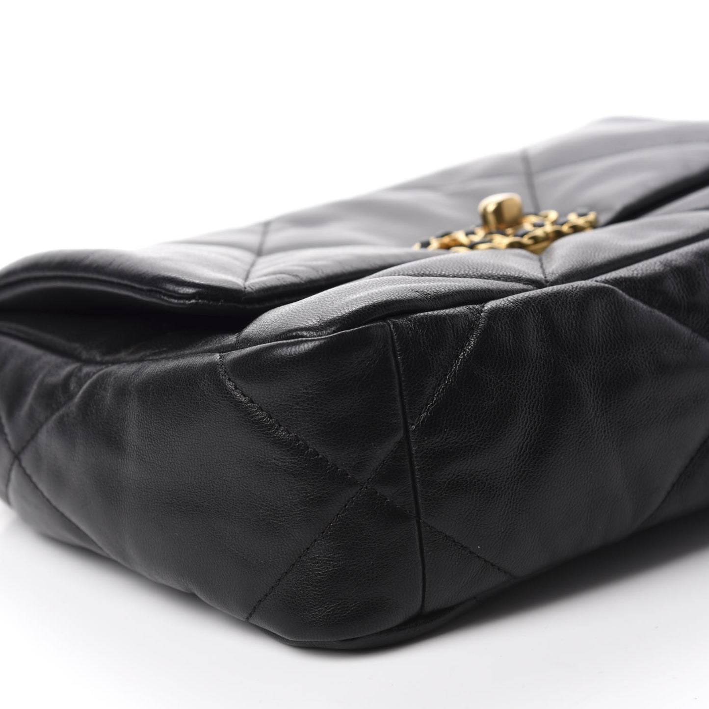Goatskin Quilted Medium 19 Flap Black