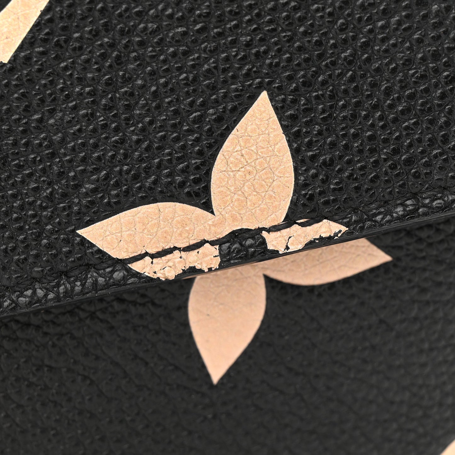 Empreinte Monogram Giant Pochette Metis Black Beige